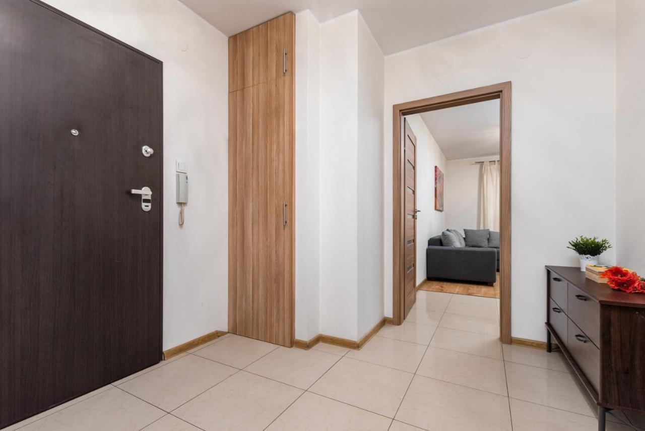 Al Krakowska 291A By Homeprime Warszawa Eksteriør billede