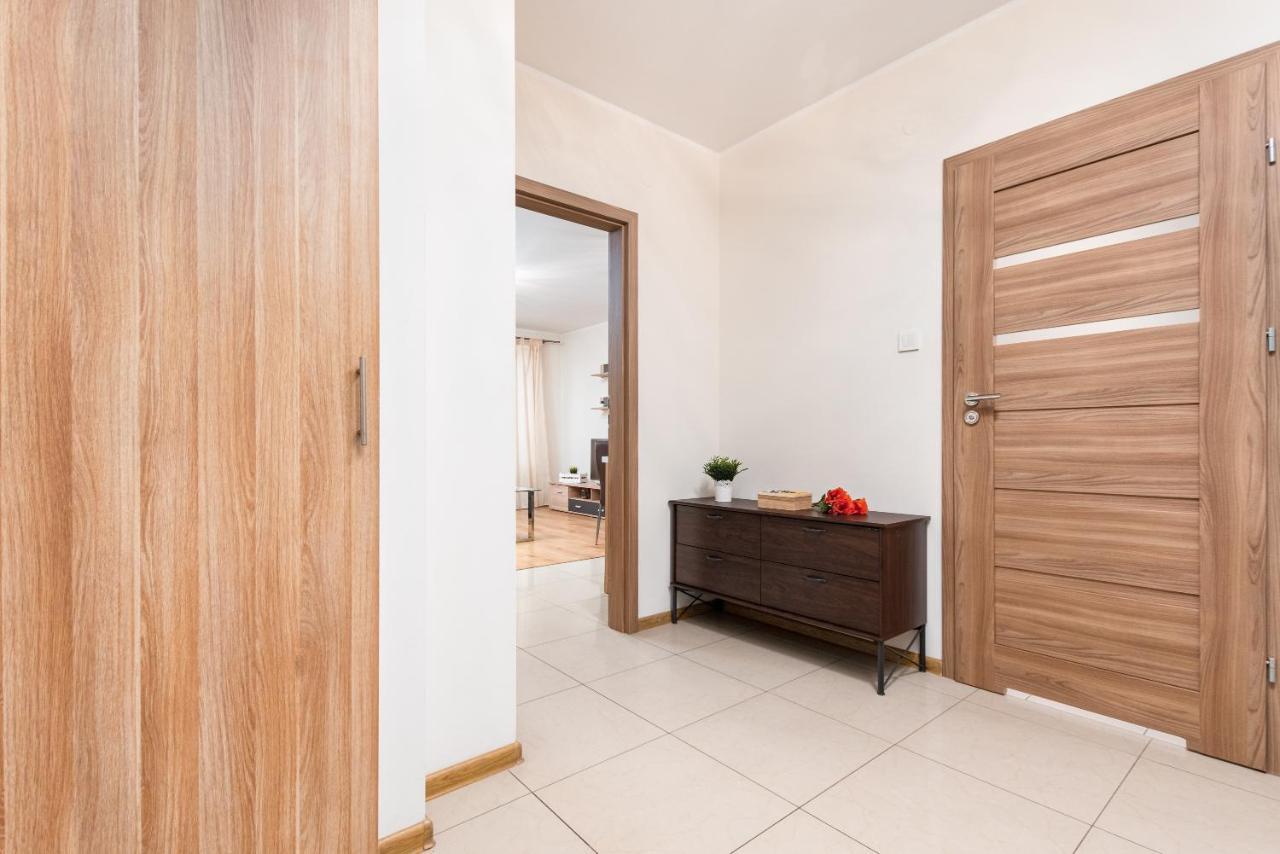 Al Krakowska 291A By Homeprime Warszawa Eksteriør billede