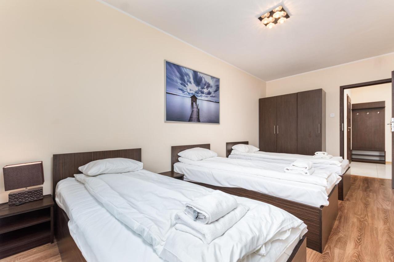 Al Krakowska 291A By Homeprime Warszawa Eksteriør billede