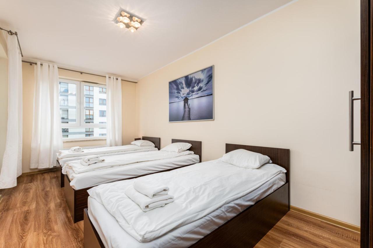 Al Krakowska 291A By Homeprime Warszawa Eksteriør billede
