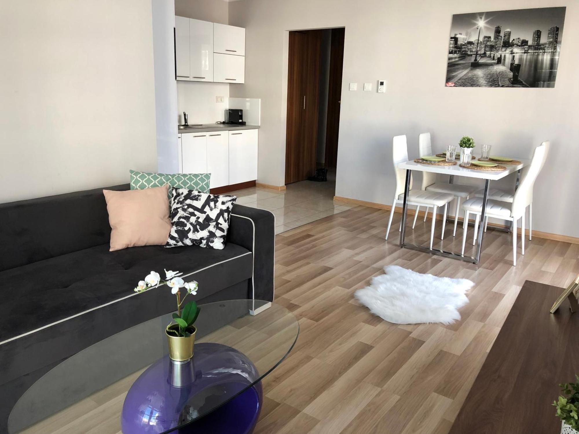 Al Krakowska 291A By Homeprime Warszawa Eksteriør billede