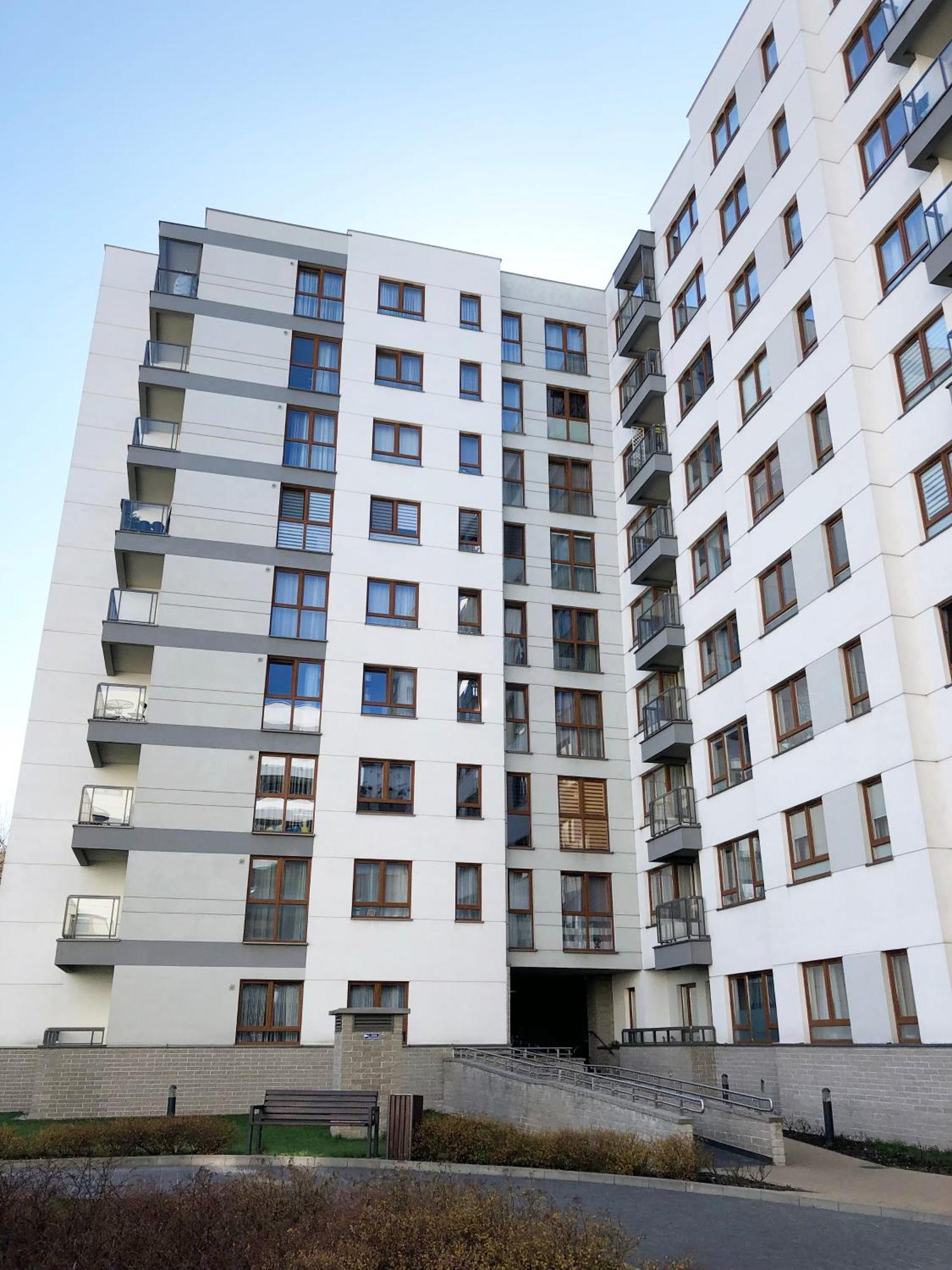 Al Krakowska 291A By Homeprime Warszawa Eksteriør billede